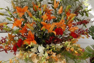 kytice z lilií - ilustrační snímek