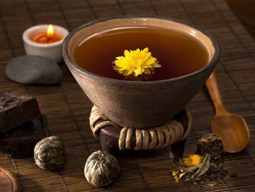 v Asii je oblíbený chryzantémový čaj